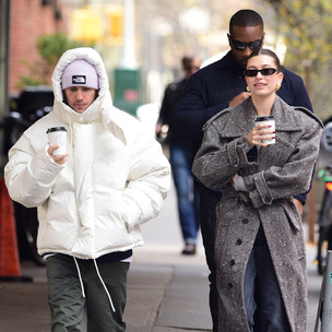 3 варианта теплой верхней одежды на зиму 2023 как у Джастина и Хейли Бибер