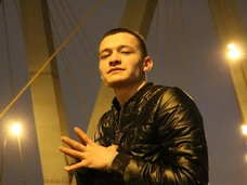 21-летний певец Динар Рахматуллин обнаружен мертвым в музыкальной студии