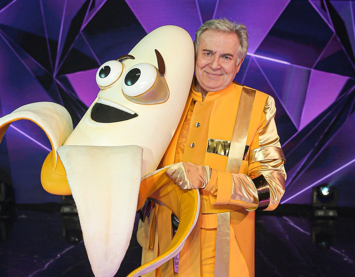 Юрий Стоянов о шоу «Маска»: «Еще немного, и меня похоронили бы в костюме Банана»