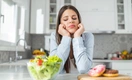 6 полезных продуктов, которые вредят организму сильнее пирожных и конфет