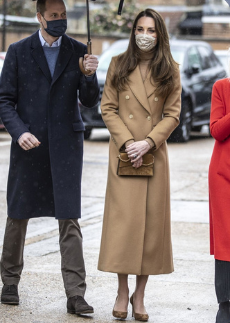 Нежная фея: Кейт Миддлтон показала самое женственное пальто этой весны