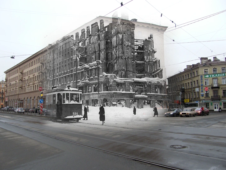 Ленинград-1942 и Санкт-Петербург-2009. Разрушенный дом на Лиговском проспекте | Источник: Сергей Ларенков