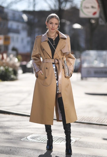 Леони Ханне