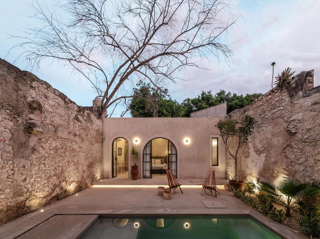 Дом в Мексике, который восстановили из руин | Источник: Маноло Солис