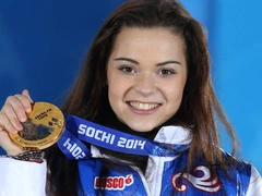 «Хочу быть здоровой и счастливой»: 23-летняя Аделина Сотникова завершила спортивную карьеру