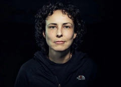Юлия Чичерина: «Шоу-бизнес не дает ни счастья, ни удовлетворения»