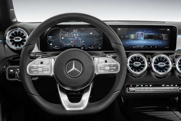 Mercedes-Benz А-Класса стал взрослым и комфортабельным