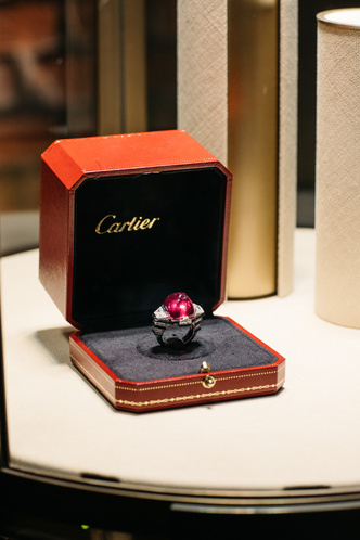Звуки, вкусы и виды Cartier: торжественный ужин французского Дома в честь высокоювелирной коллекции Sixième Sens