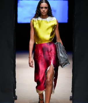 Будьте легче: как должен выглядеть весенний гардероб современной девушки по версии Prada