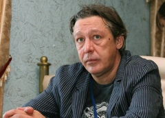 «Он хотел, его не взяли. Больной, изломанный»: Охлобыстин о том, как Ефремов просился добровольцем на СВО