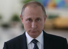 Владимир Путин сделал подарок сыну солистки группы «Стрелки»