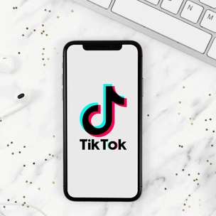 Профессор из США стал звездой TikTok