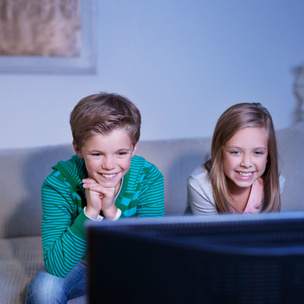 Никакого телевизора: почему детям все-таки вредно смотреть ТВ