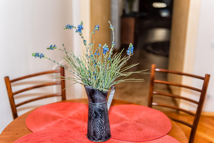 Можно ли дома держать искусственные цветы