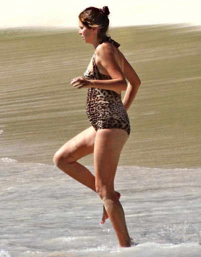 ... да она и не пытается этого сделать | Источник: Allover