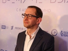 Хабенский, Киркоров и Петренко оценили фильм «Время первых»