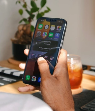 iPhone 13 Pro рекордно подешевел в России