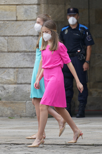 Принцесса басков: как одевается будущая королева Испании Леонор