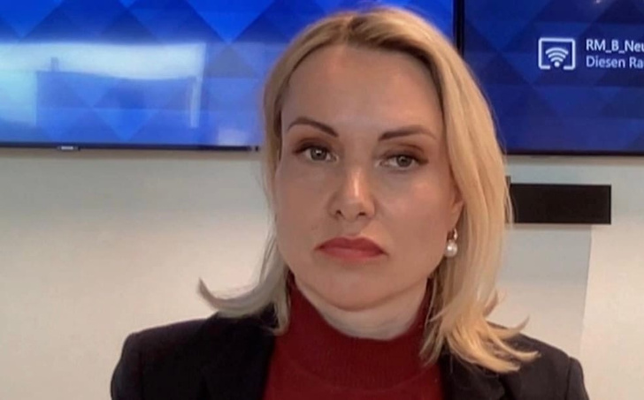 Бывшая редактор Первого канала Марина Овсянникова: «Таких самоубийц, как я, больше не найти»