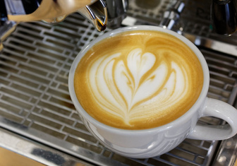 Чудо-напиток: открыто полезное для здоровья свойство кофе с молоком