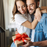Тест: Какой подарок мечтает получить ваш партнер?