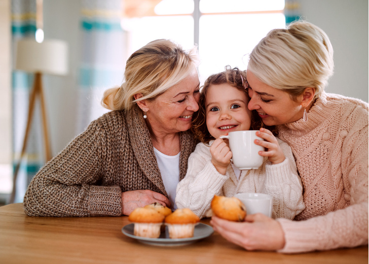 5 токсичных установок бабушки, которые мешают вашим отношениям