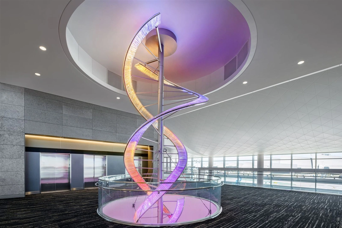 «Хрустальный вихрь» Preciosa в аэропорту Лос-Анджелеса | mcmaison.ru