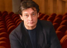 Александр Домогаров попал в больницу с подозрением на инсульт