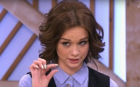Диана Шурыгина впервые появилась в ток-шоу «Пусть говорят» в конце января 2017 года