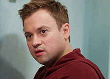 Герой сериала «САШАТАНЯ» боится пополнения в семействе