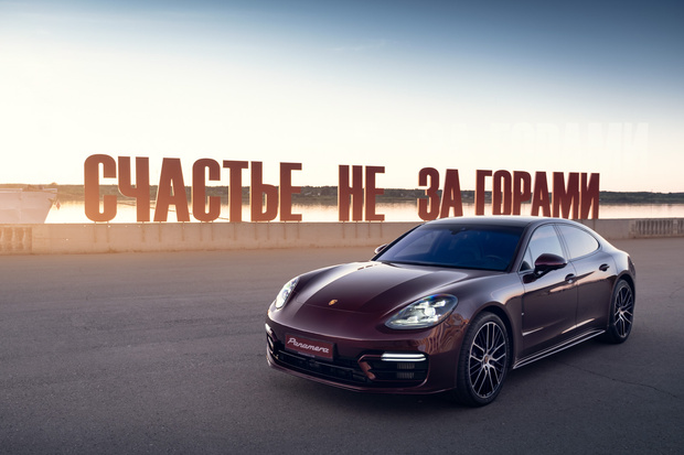 Фото №1 - 5 мощных фактов про обновленный Porsche Panamera