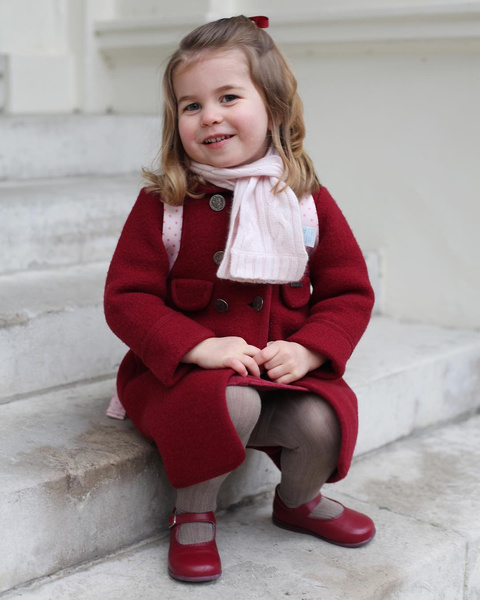Кейт Миддлтон отвела дочь в школу: сколько стоит обучение британской принцессы