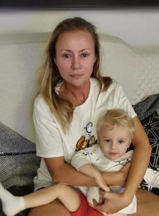 Мамина гордость: 2-летний сын Марии Мироновой научился считать до 100 и изучает языки