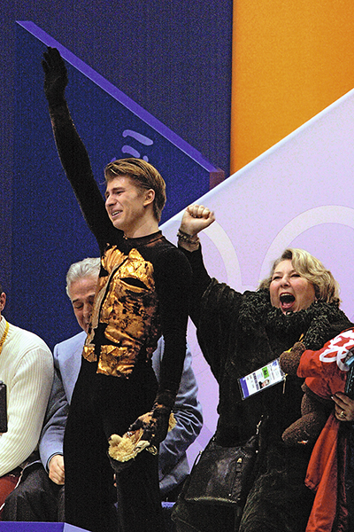 Во время победы на Олимпиаде в Солт-Лейк-Сити в 2002 году Алексей Ягудин и Татьяна Тарасова не скрывали слез радости
