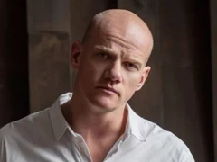 «Что за бред!»: имеющий канадский паспорт Юрий Колокольников разгневан слухами о притеснении Саши Бортич