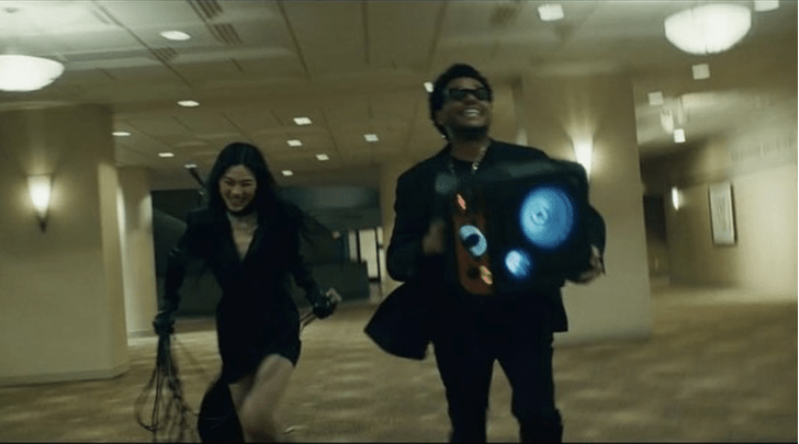 Три стильных черных платья как у Чон Хо Ëн в клипе The Weeknd «Out of Time»