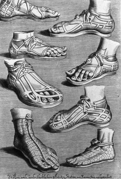 Древность и наши дни: как менялась мода на туфли
