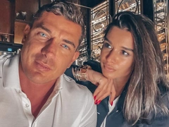 На фоне слухов о разводе Ксения Бородина отдала дочь мужу с синяком на лице