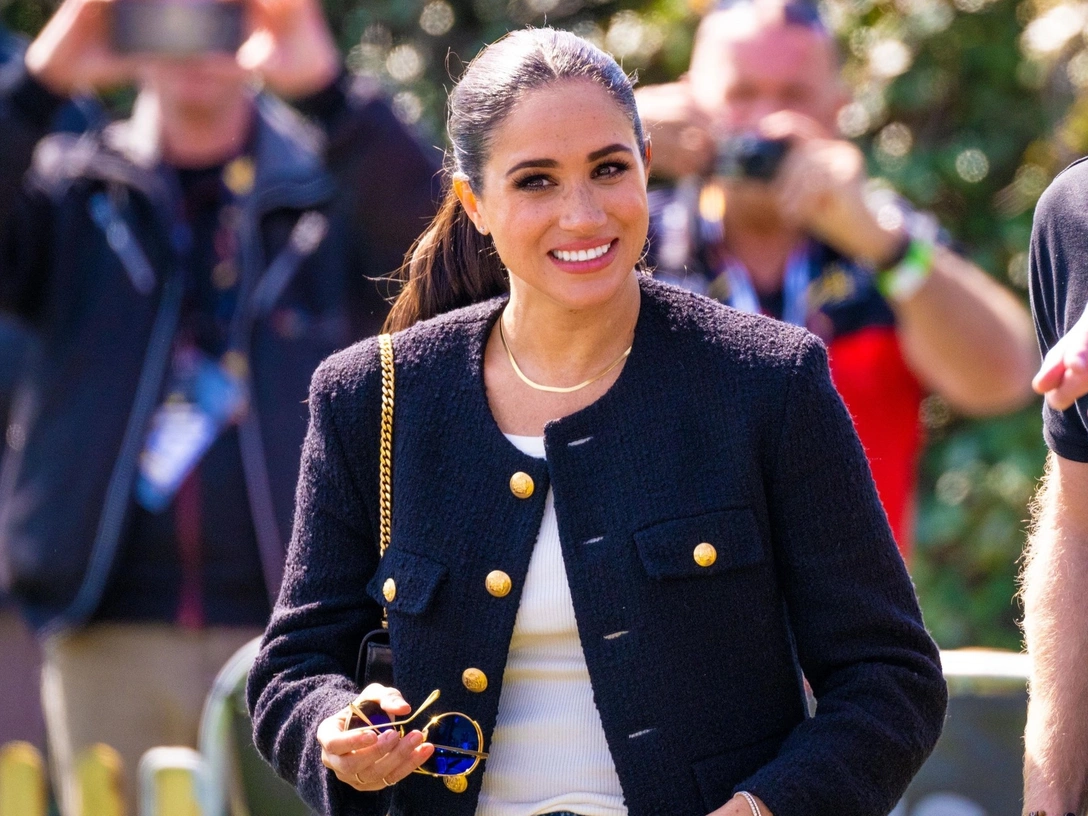 Герцогиня Меган на Invictus Game в Гааге, 16 апреля 2022 | marieclaire.ru