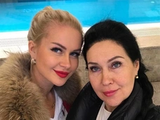 Мать Африкантовой опустила изменщика Романа Капаклы: «Мозги у него тупые! Он туфта, и звать его никак»