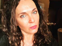 56-летняя звезда «Гардемарин» Татьяна Лютаева не стесняется показывать себя без макияжа