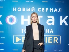 Помятая Боня страдает в горах, а Костенко рассказала, что подарила падчерице на Новый год. Соцсети звезд