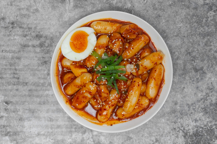 Фото №1 - Готовим блюдо с характером: рецепт корейских токпокки