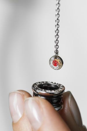 Фото №2 - Украшения со смыслом: Bvlgari развивают сотрудничество с благотворительным фондом Save the Children