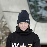 Алена Заварзина в спортивной одежде собственного бренда W + Z Алена Заварзина в спортивной одежде собственного бренда W + Z