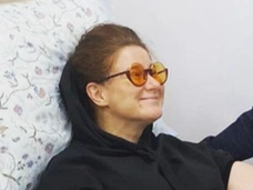 «Как бабушка, еле узнала»: Юлия Куварзина напугала поклонников фото с капельницей