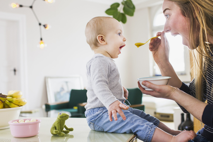 «За маму, за папу»: 5 ошибок в прикорме, которые делает почти каждая мама