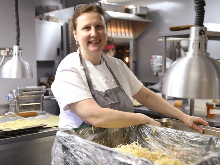 Анджела Хартнетт на кухне ресторана Murano, Лондон, 13 мая 2019