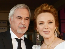 Валерий Меладзе и Альбина Джанабаева отметили первый день рождения дочери – фото