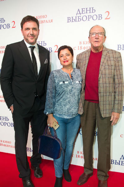 Максим Виторган с отцом и его женой Ириной